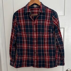 Duluth Trading Co Navy and Red Plaid Button-Down Shirt